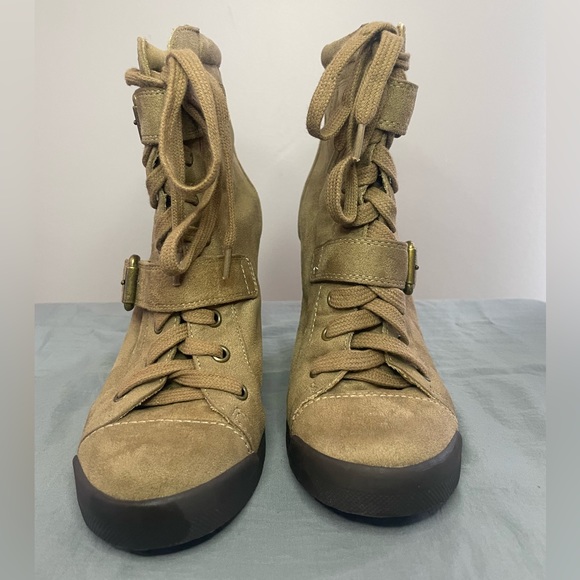 Simply Vera Vera Wang Casual Boots Wedge Lace Up Buckles Womens 6.5 - Picture 2 of 6